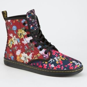 Dr. Martens Women's Shoreditch FC Floral Size 9